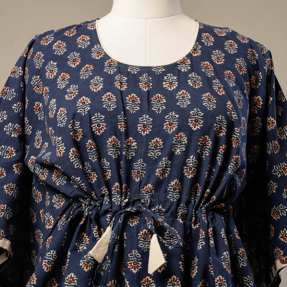Buy Ajrakh Hand Block Printed Cotton Kaftan with Tie-Up Waist (Short) l iTokri.com