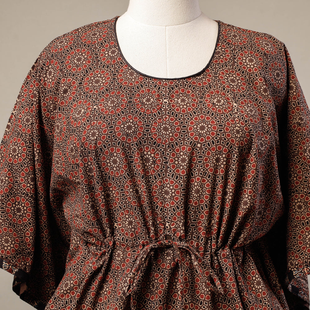 Buy Ajrakh Hand Block Printed Cotton Kaftan with Tie-Up Waist (Short) l iTokri.com
