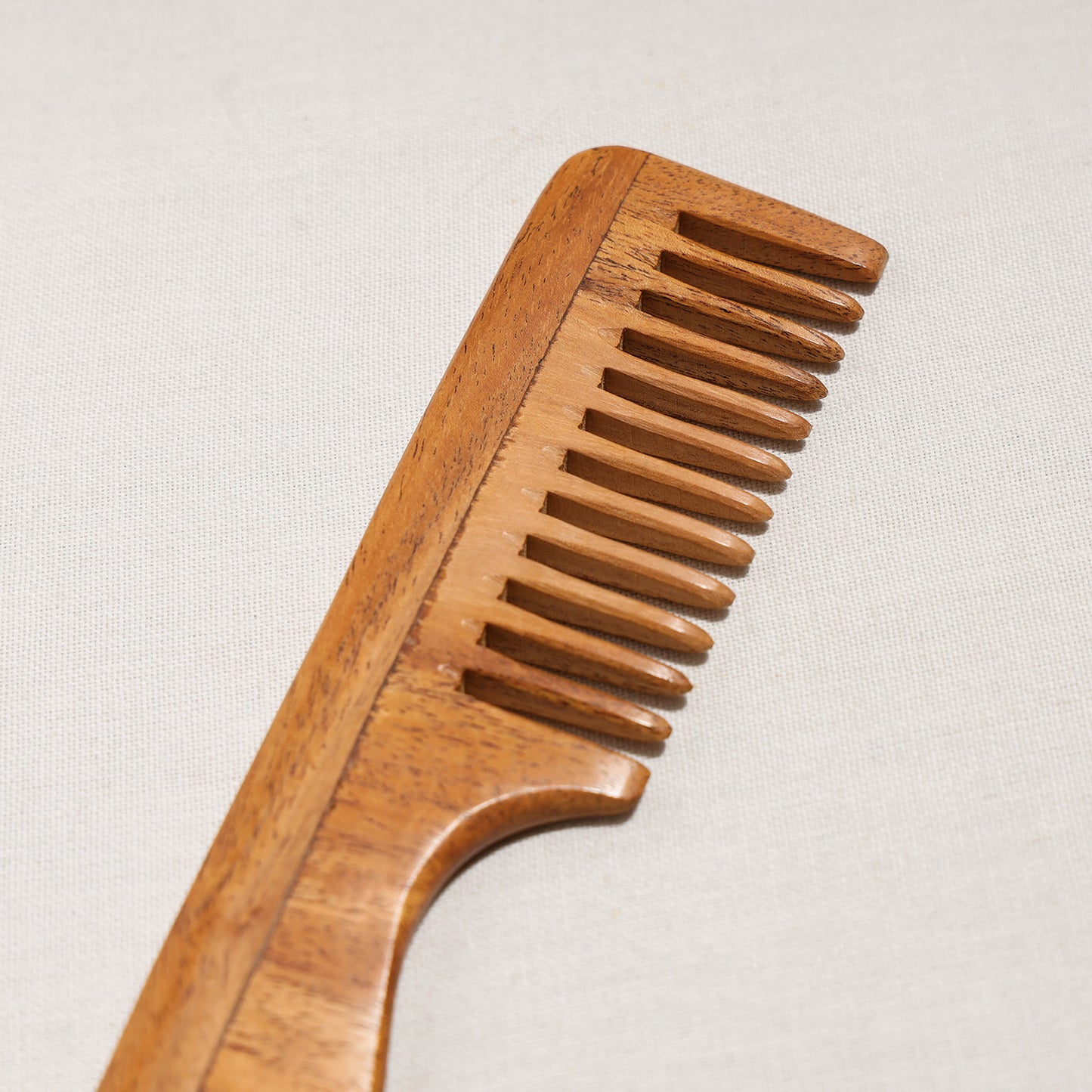 Hand Carved Neem Wood Comb (Big)