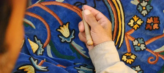 kashida kashmir (image credit:- best of kashmir)