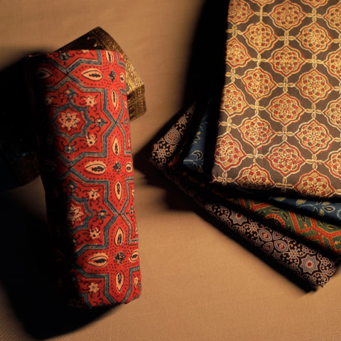 itokri ajrakh fabrics. Ageless Ajrak fabric is known for its beautiful prints, mainly dominated by shades of red and blue put together in spread-out patterns. 