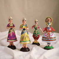 Bobblehead toys