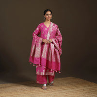 Engagement Outfits for Women