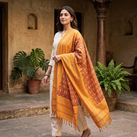 Pochampally ikat dupattas