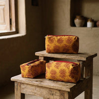 Travel pouches toilet pouches/cosmetic