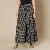 Printed pants & palazzo