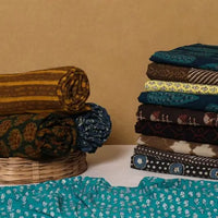 itokri akola print fabrics. Akola hand block prints of Rajasthan are unique and beautiful. The Akola region is famous for the hand block print of Udaipur district, Rajasthan.