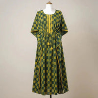 Handcrafted apparels by the saffron saga