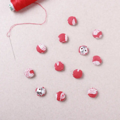 Handmade buttons by buttonbaaz