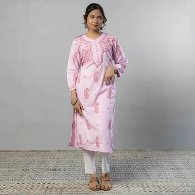 Lucknowi chikankari embroidered by meharki chikan