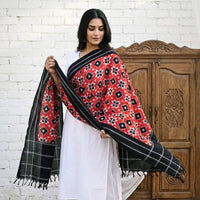 Pochampally ikat dupattas