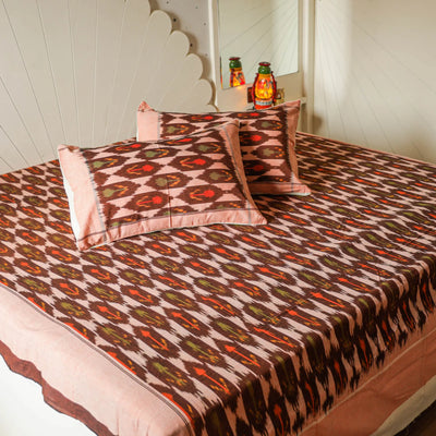 Pochampally ikat weaving