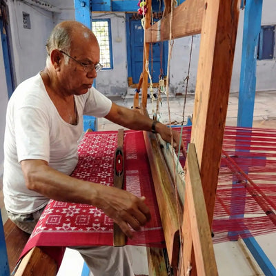 Pochampally ikat weaving
