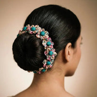 Traditional handicraft parandis