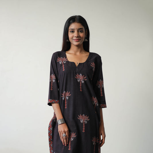 Black - Block Printed Cotton Straight Ajrakh Kurta 15