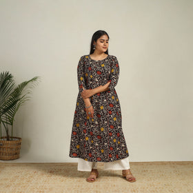 Buy Black Printed Cotton A-Line Kalamkari Kurta For Women