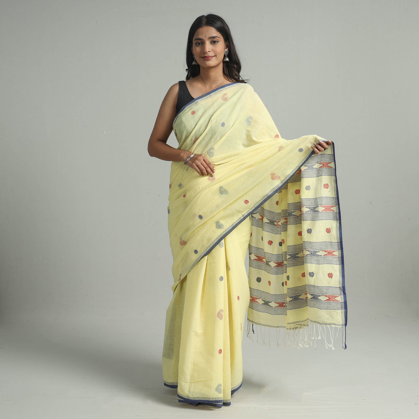 Yellow - Handloom Cotton Phulia Jamdani Saree with Tassels 09