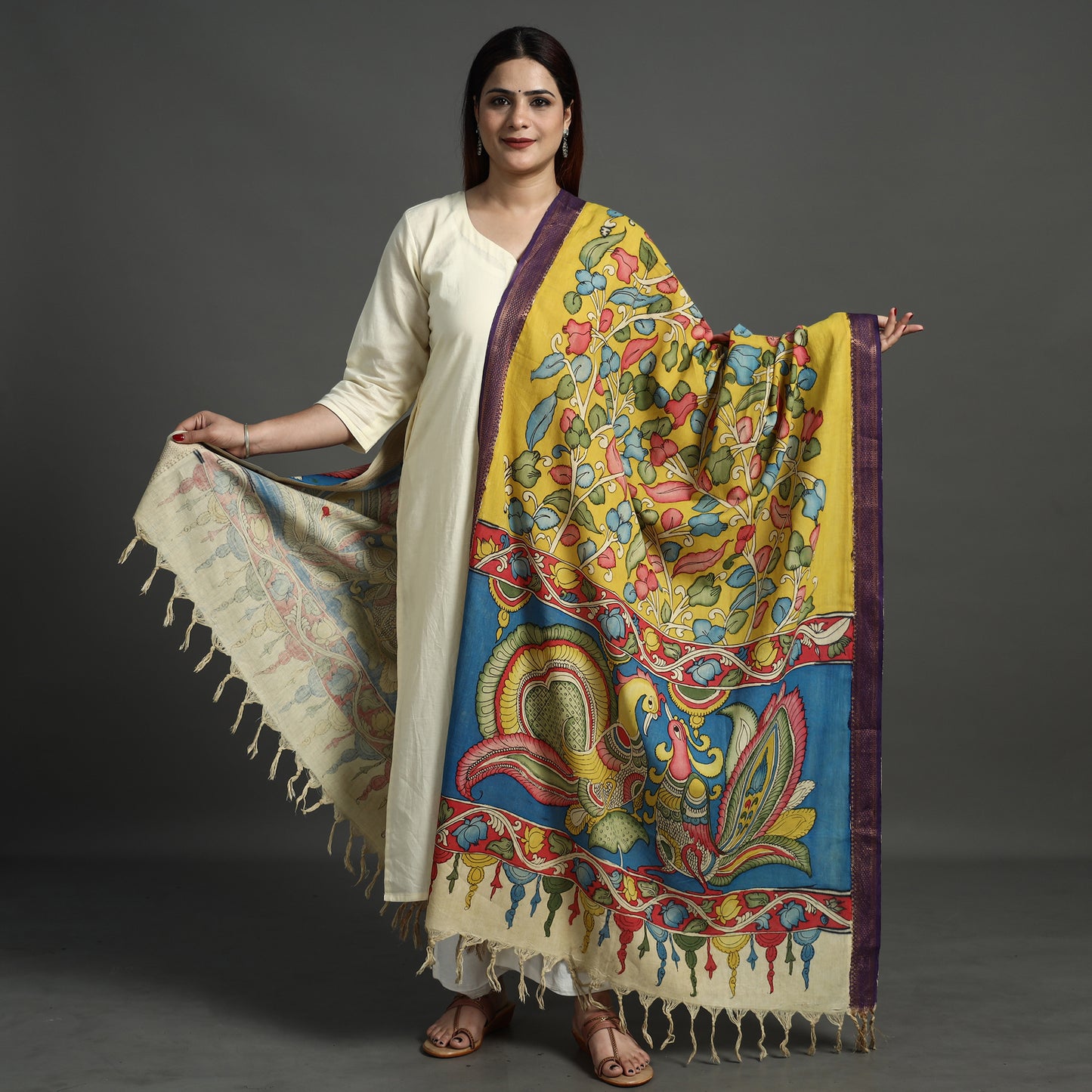 kalamkari handpainted dupatta