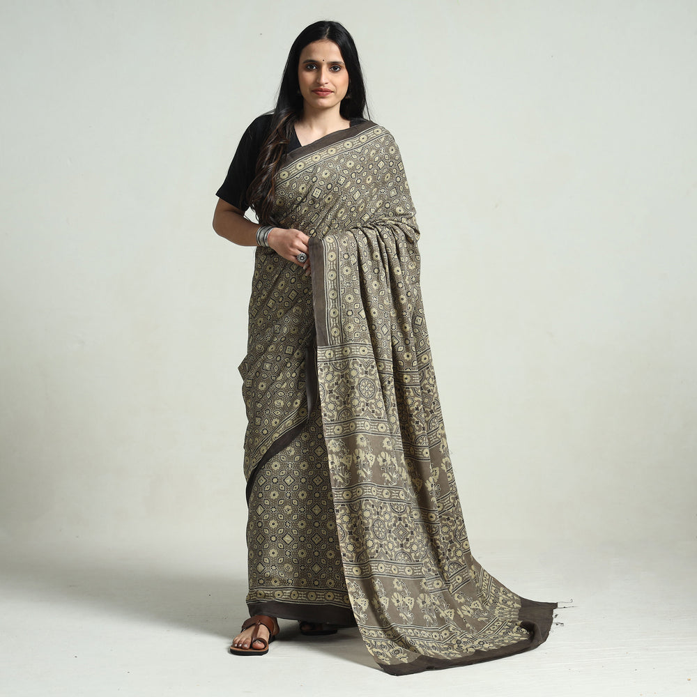 ajrakh saree