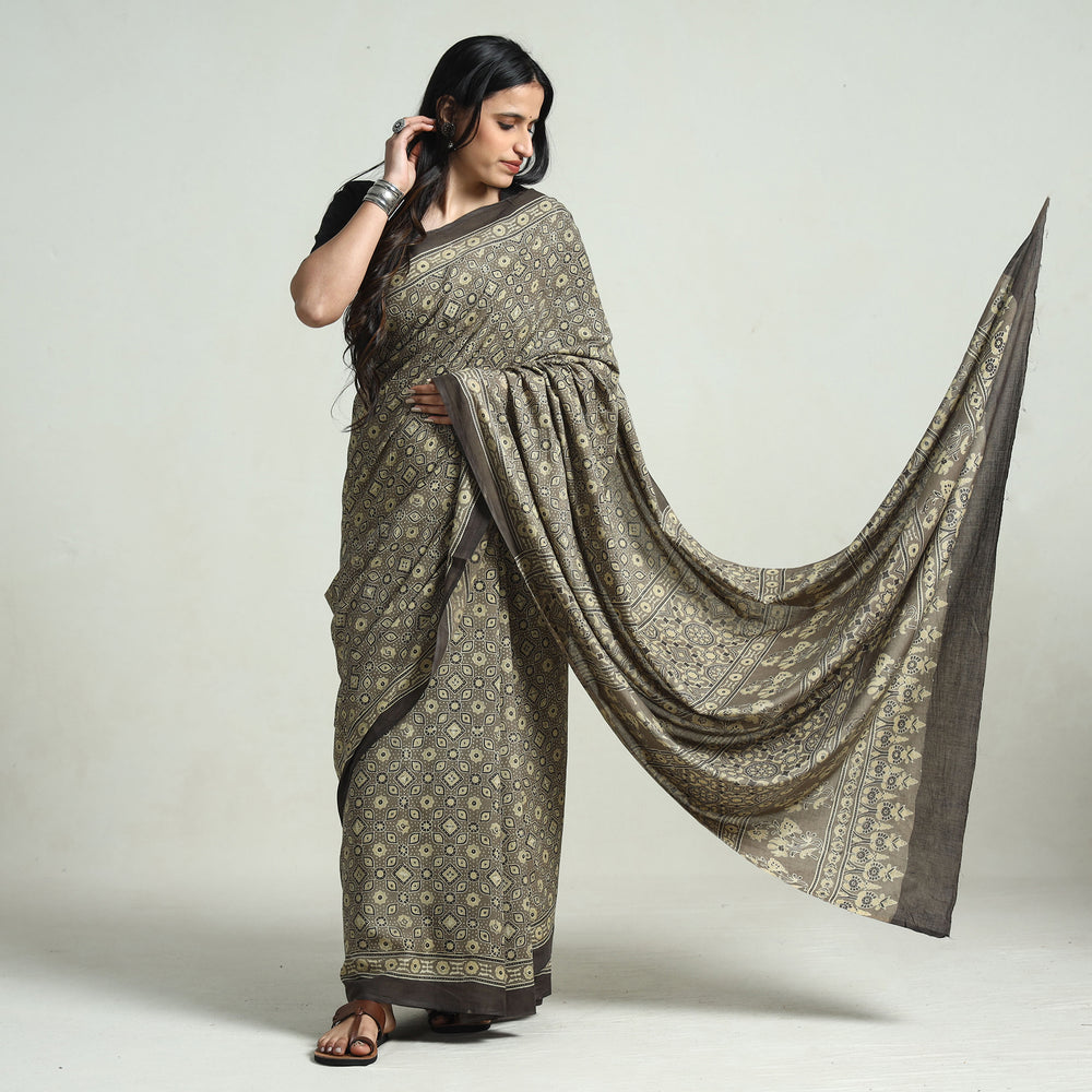 ajrakh saree