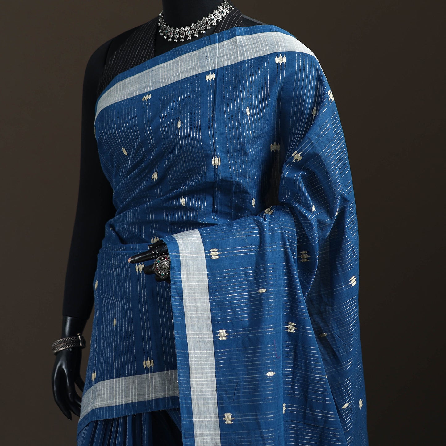 Srikakulam Jamdani Buti Zari Pure Handloom Cotton Saree 01
