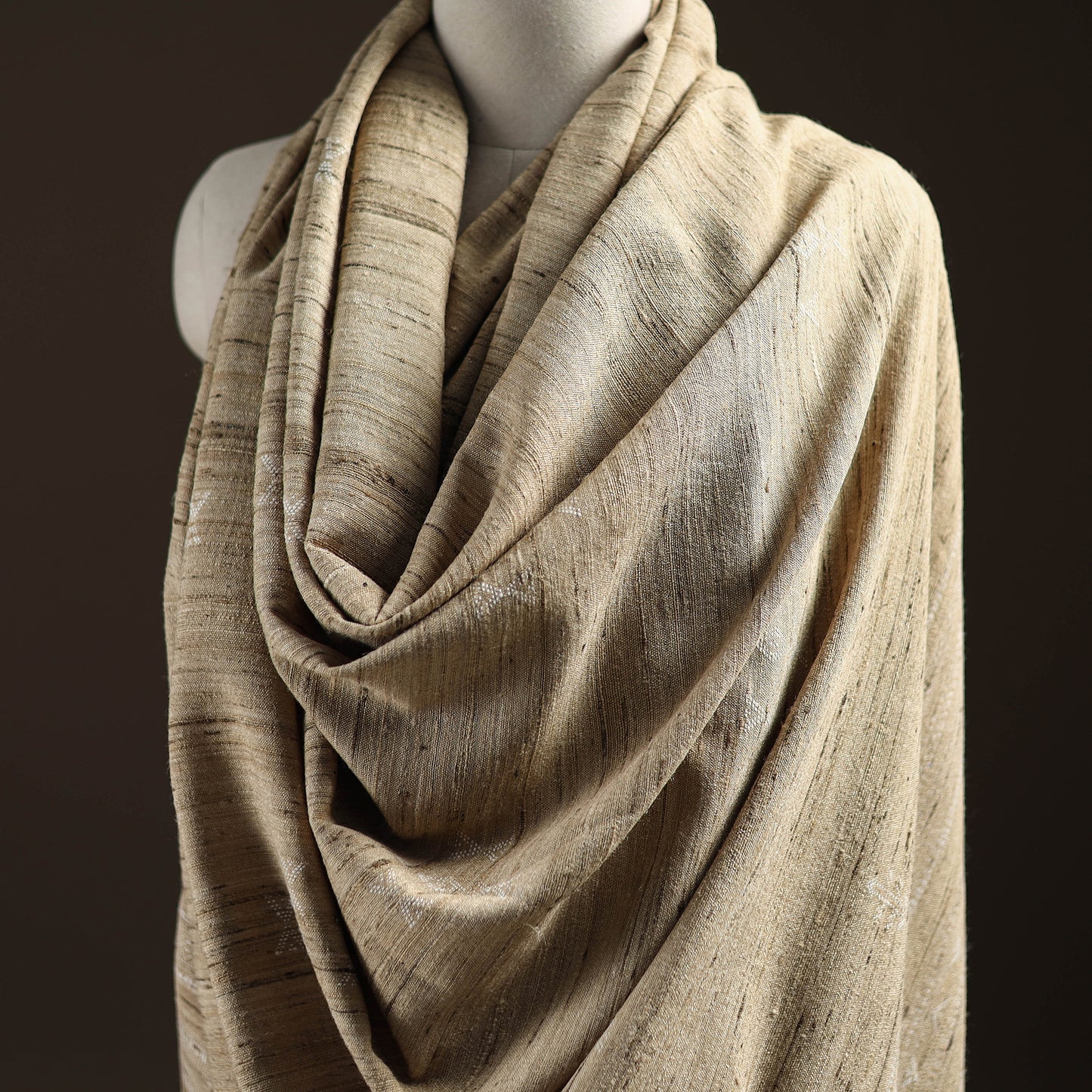 Kutch Bhujodi Handspun Handwoven Merino Wool x Katia Silk Chomuk Buta Shawl 01