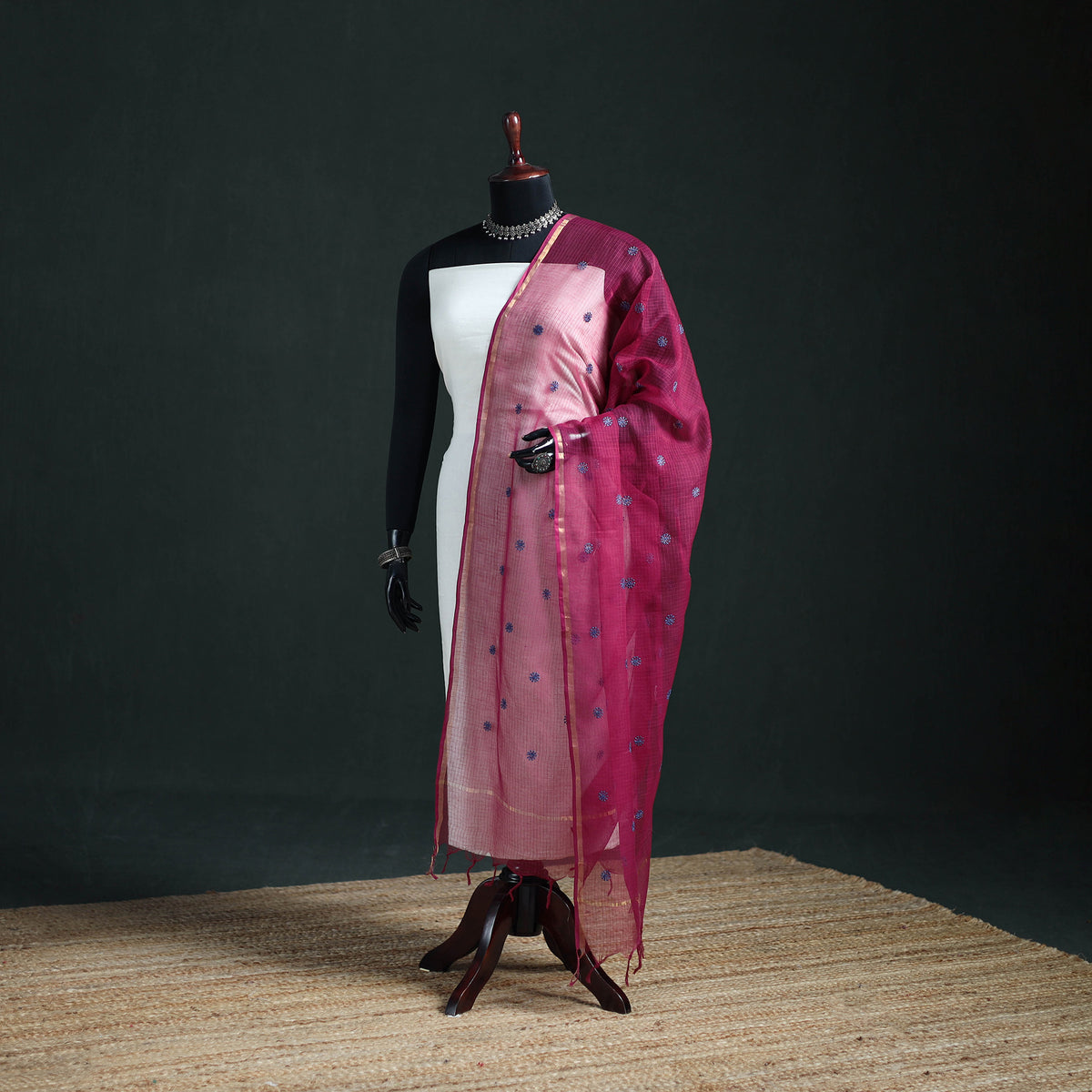 Kota Doria Cotton Embroidered Plain Dupatta 08