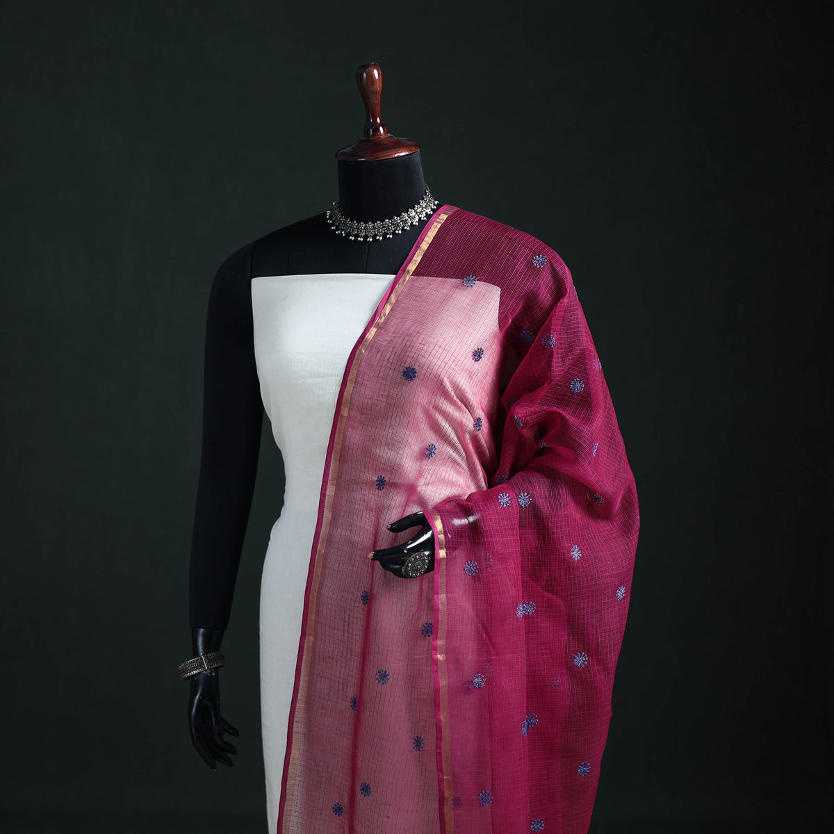 Kota Doria Cotton Embroidered Plain Dupatta 08