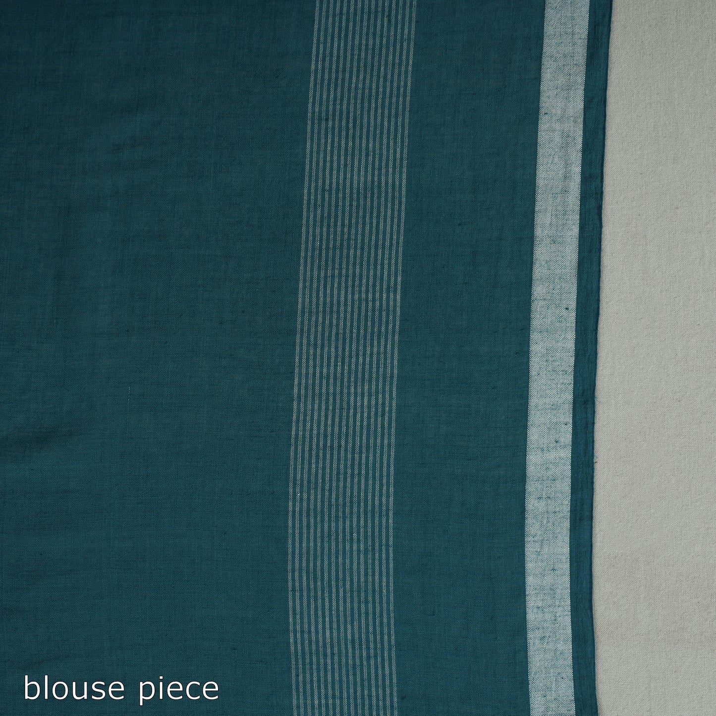 Green - Handloom Cotton Phulia Jamdani Saree with Tassels 11