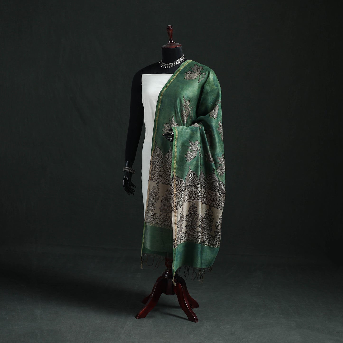 Green - Mata Ni Pachedi Handpainted Natural Dyed Chanderi Silk Handloom Dupatta 06