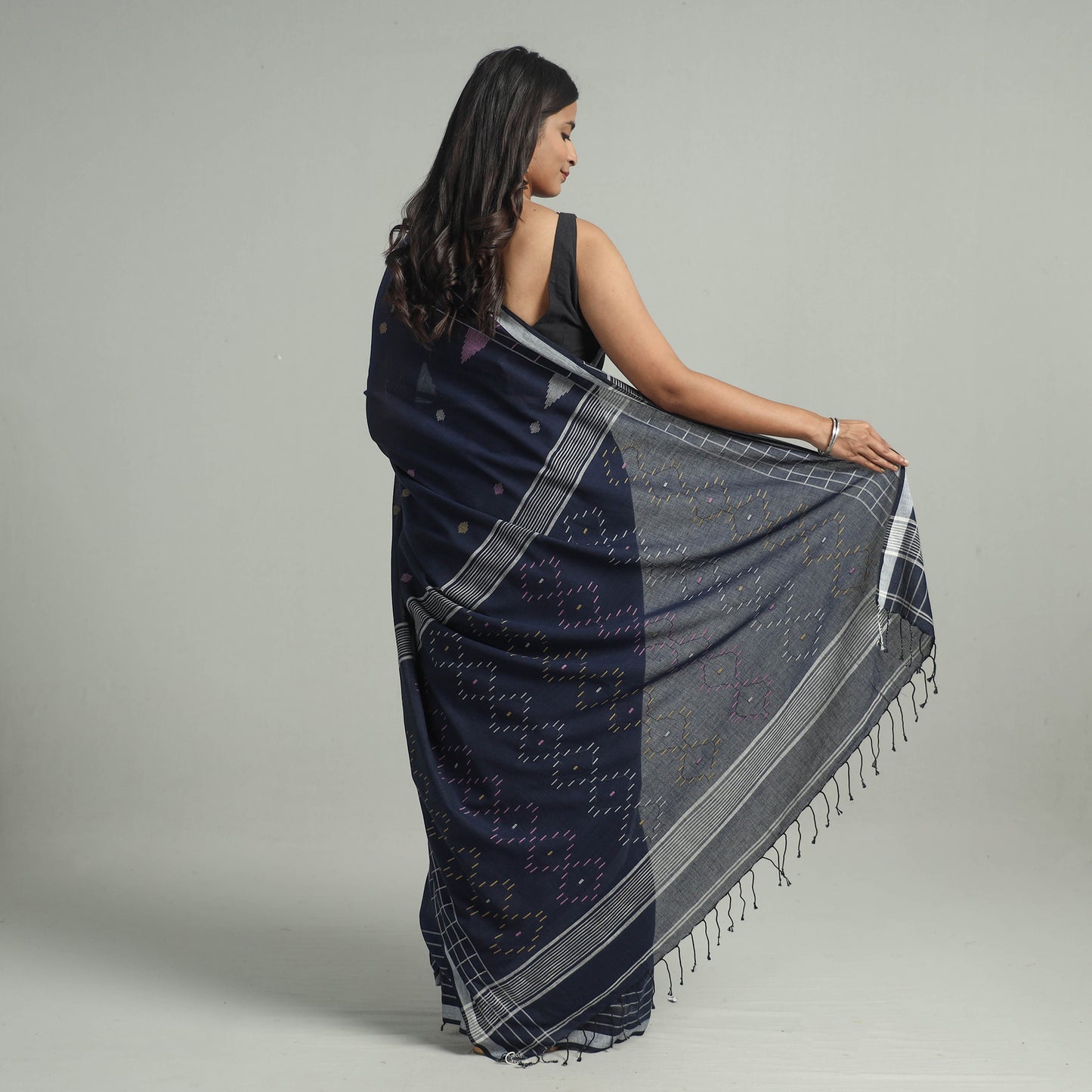 Blue - Handloom Cotton Phulia Jamdani Saree with Tassels 12