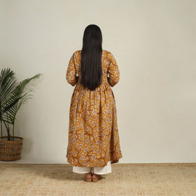 Buy Yellow Printed Cotton Flared Kalamkari Kurta For Women