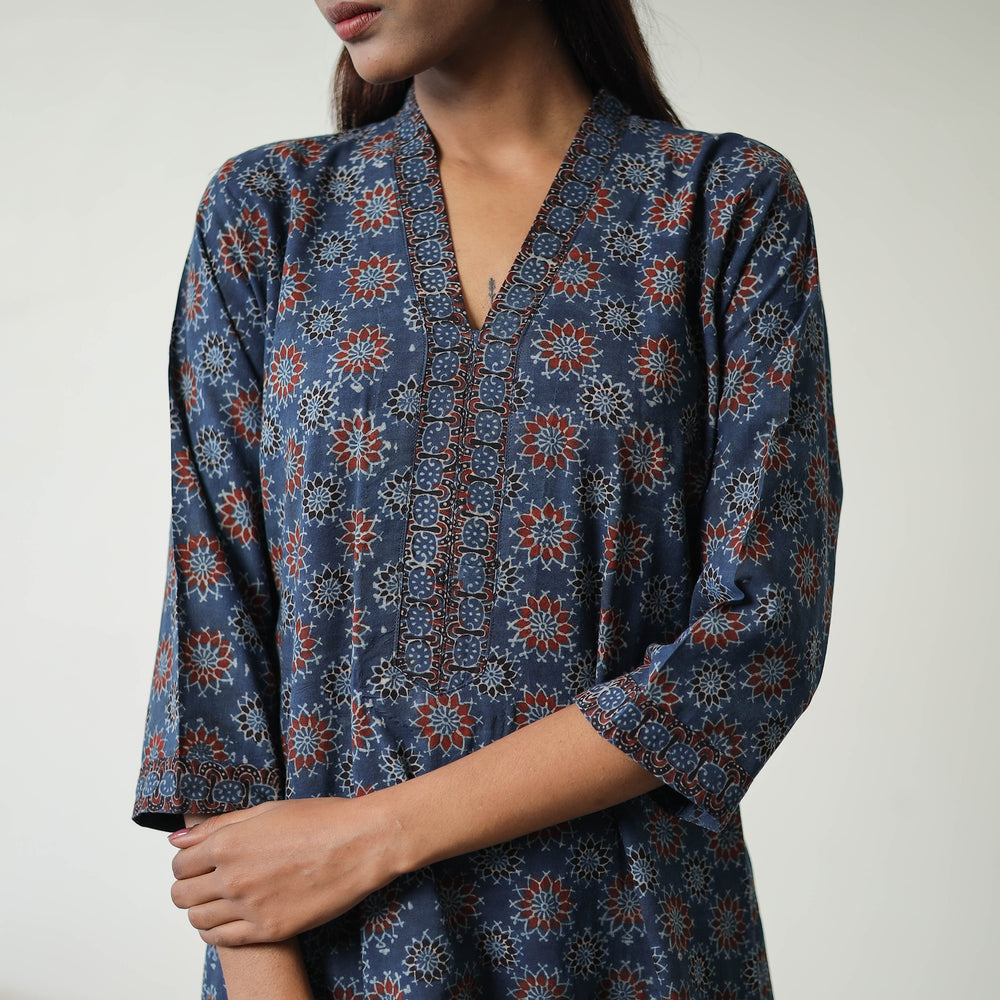 Blue - Block Printed Cotton Straight Ajrakh Kurta 25