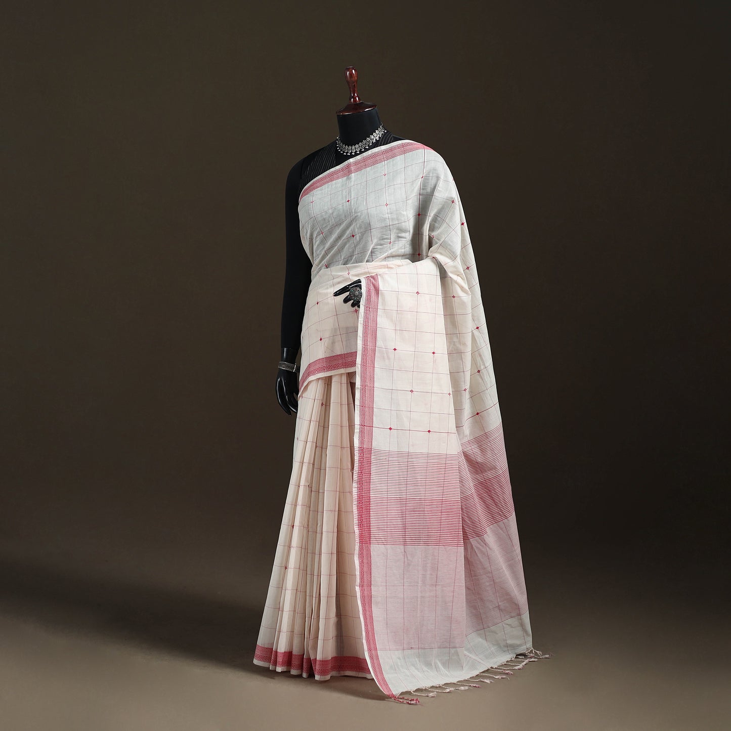 Godavari Jamdani Buti Pure Handloom Cotton Saree 06