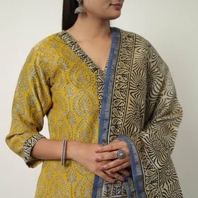 Yellow - Chanderi Silk Hand Block Bagru Print Kurta Set 04
