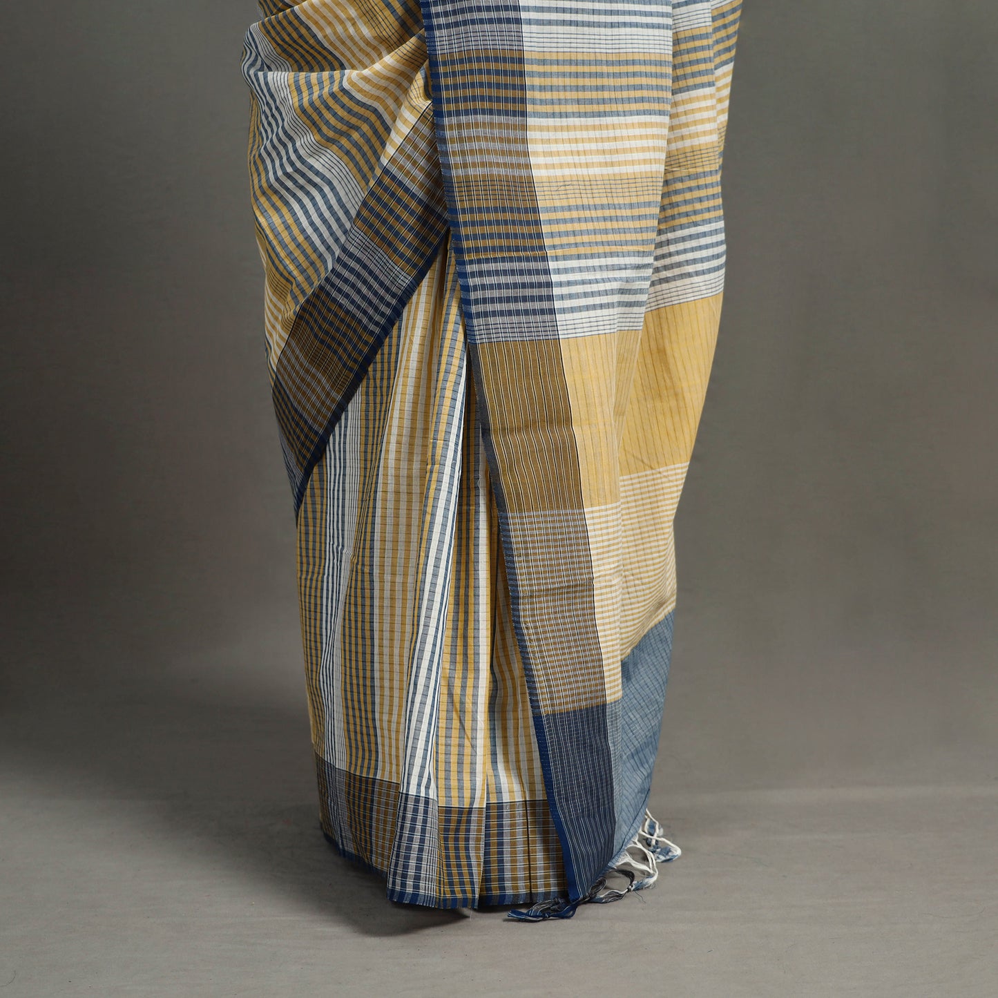 Beige - Stripes Cotton Handloom Saree 08