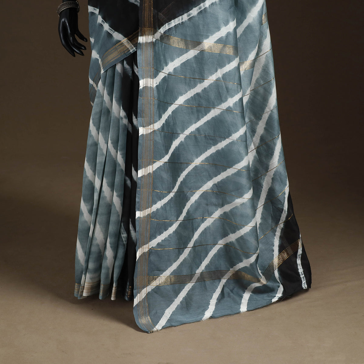 Chanderi Silk Leheriya Tie-Dye Saree with Zari Border 08