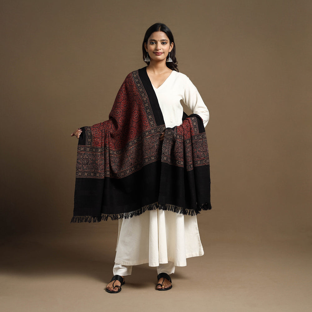 Red - Kutch Handwoven Ajrakh Print Pure Wool Shawl 02