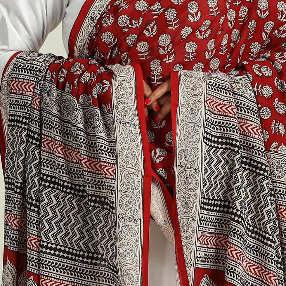 Red - Hand Block Print Cotton Bagh Dupatta 09