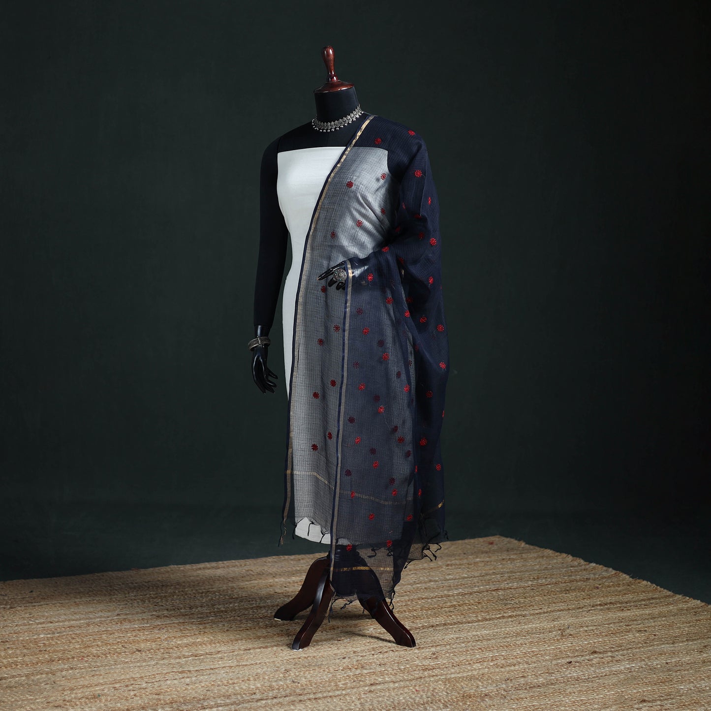 Kota Doria Cotton Embroidered Plain Dupatta 16