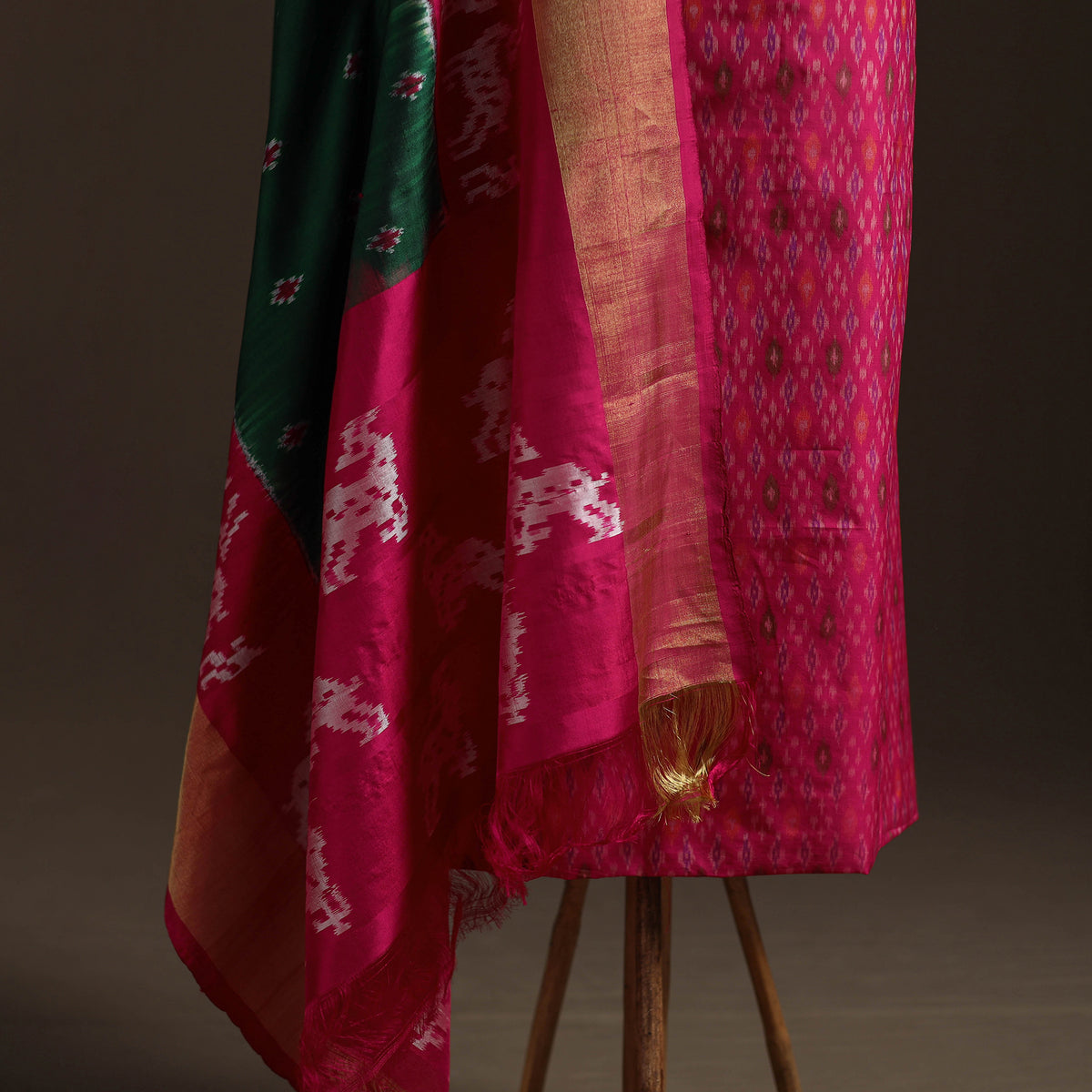 Pochampally Ikat Handloom Sico Unstitched Dress Material: Kurta with Mulberry Silk Dupatta 40