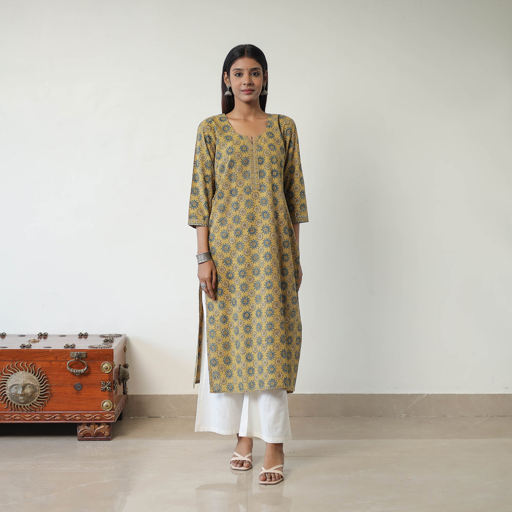 Block Printed Cotton Straight Ajrakh Kurta 29