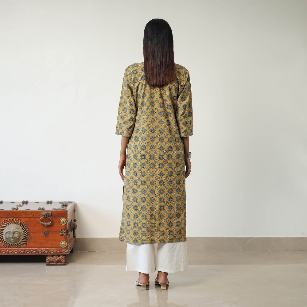 Block Printed Cotton Straight Ajrakh Kurta 29