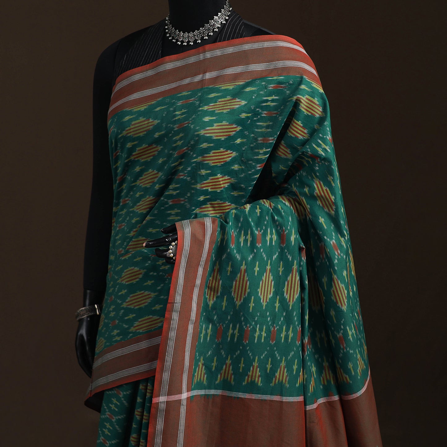 Pochampally Ikat Weave Mercerised Cotton Saree 03