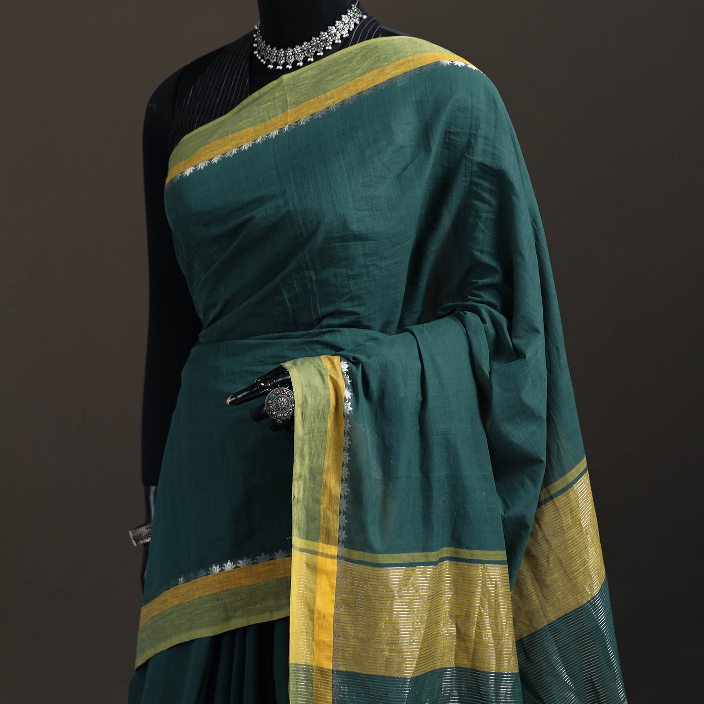 Godavari Plain Pure Handloom Dobby Cotton Saree 10