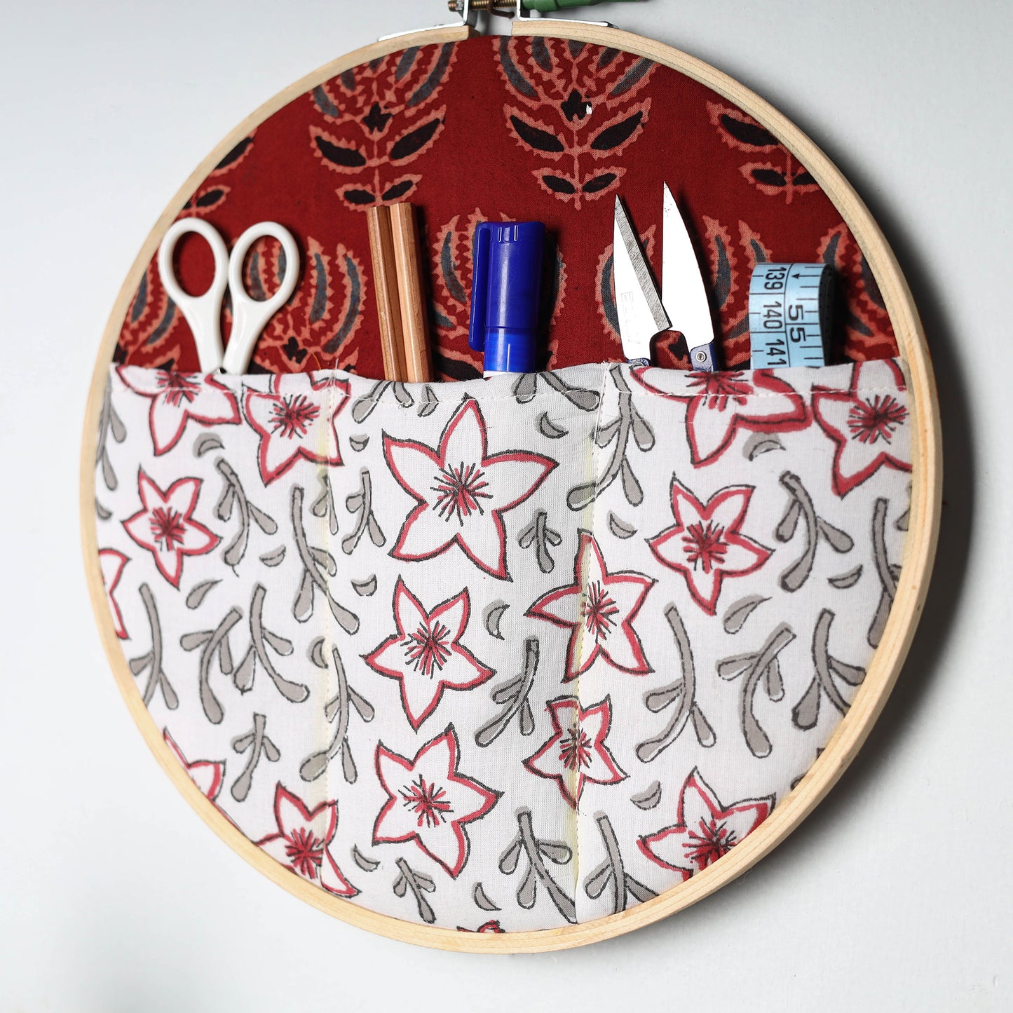 Embroidery Hoop Wall Decor (Large) 02