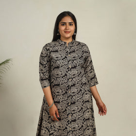 Buy Black Printed Cotton A-Line Kalamkari Kurta For Women
