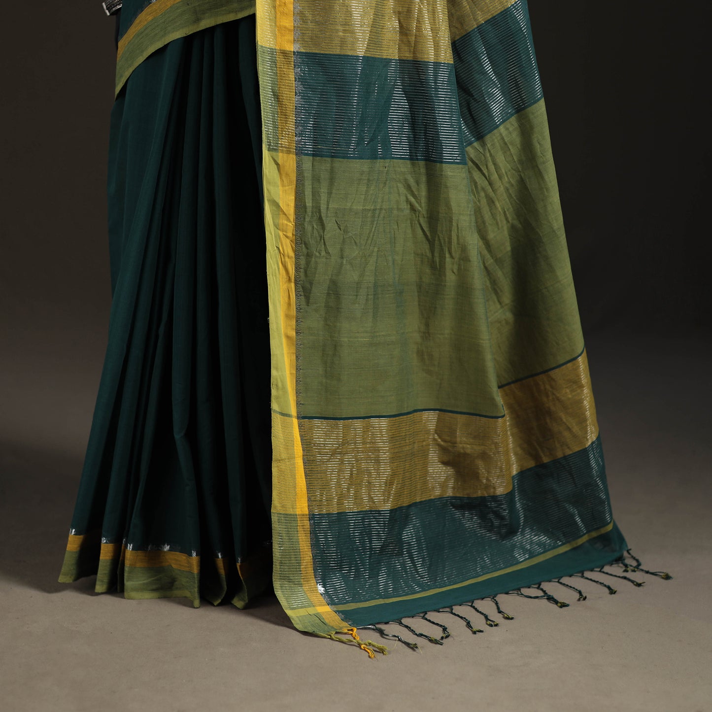 Godavari Plain Pure Handloom Dobby Cotton Saree 10