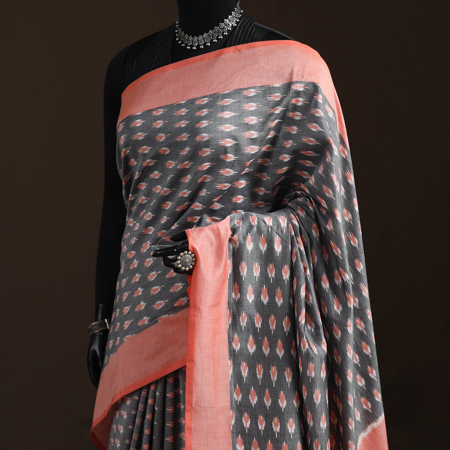 Pochampally Ikat Weave Mercerised Cotton Saree 05