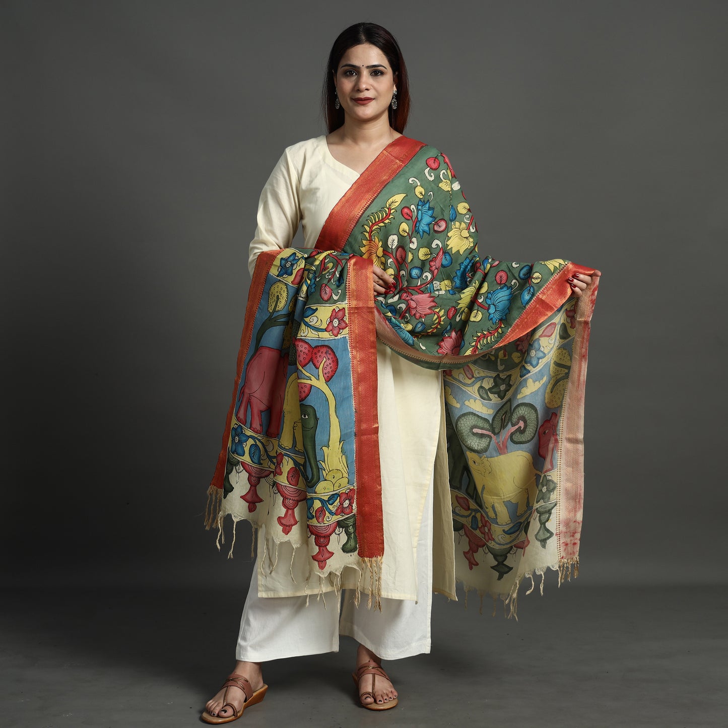 kalamkari handpainted dupatta